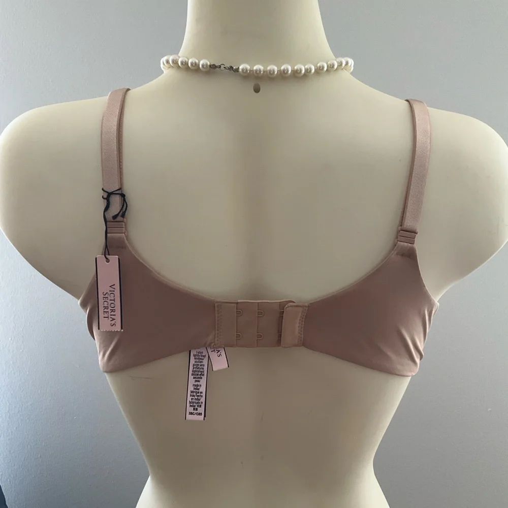Victoria's Secret NWT Blush 38C T Shirt Lightly Lined Wireless Bra
